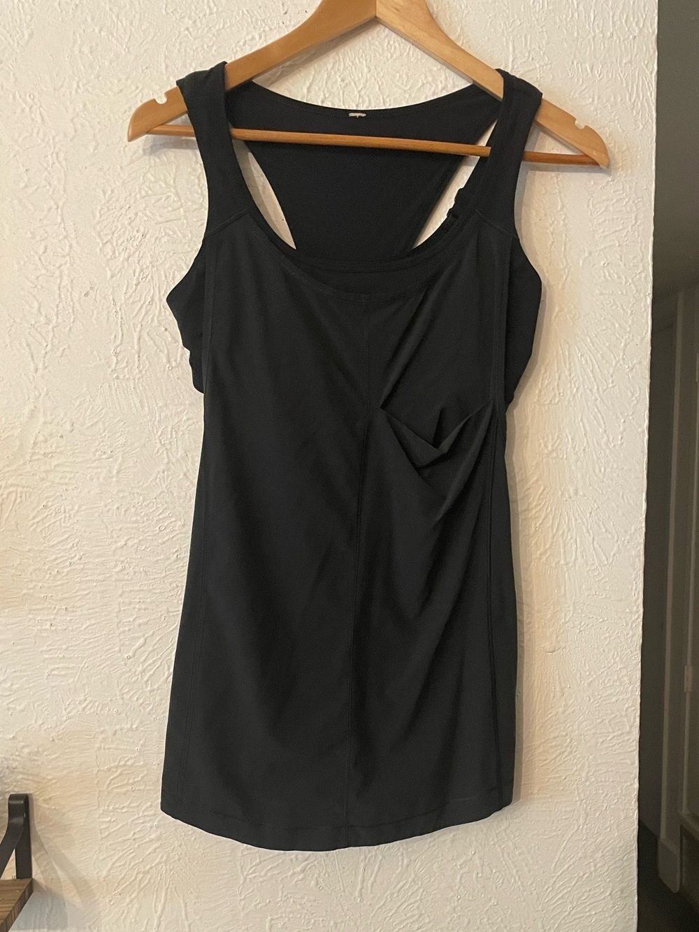 lululemon athletica Black Racerback Tank Top Size 8